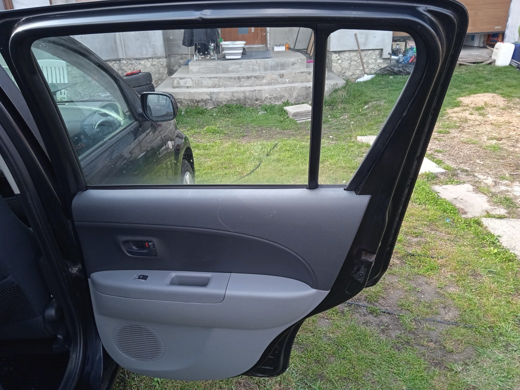 Продам DAIHATSU SIRION
Авто щойно з Австрії , в хорошому стані з оригі