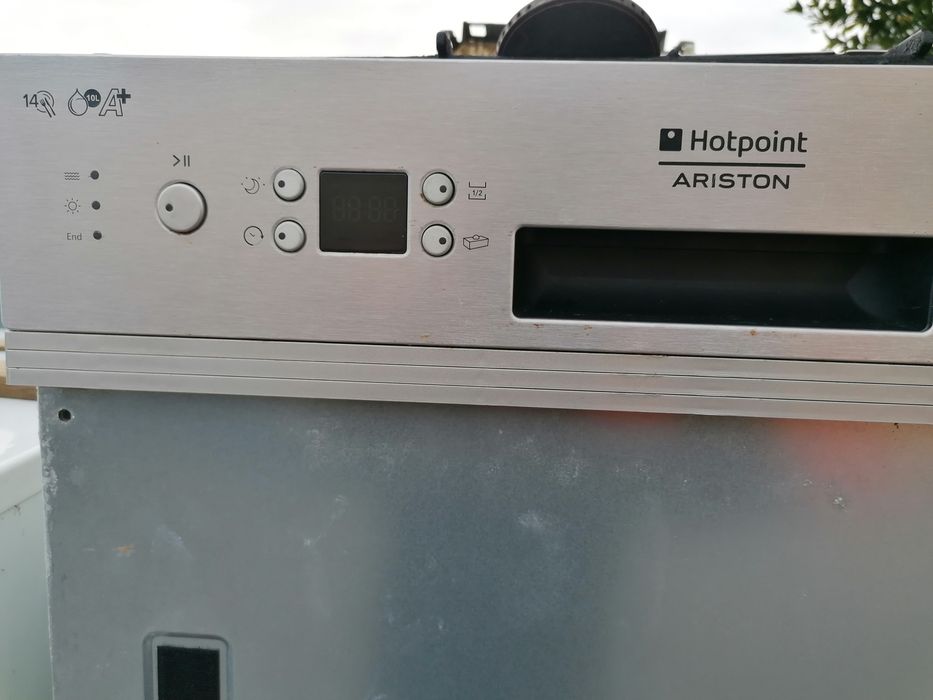 Cesto superior de máquina de lavar louça Ariston