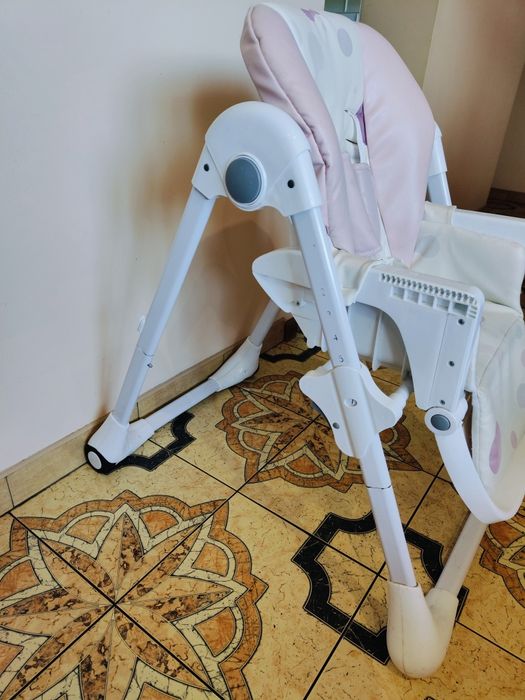 Kinderkraft Yummy, krzesełko do karmienia dzieci z tacą na żywność.