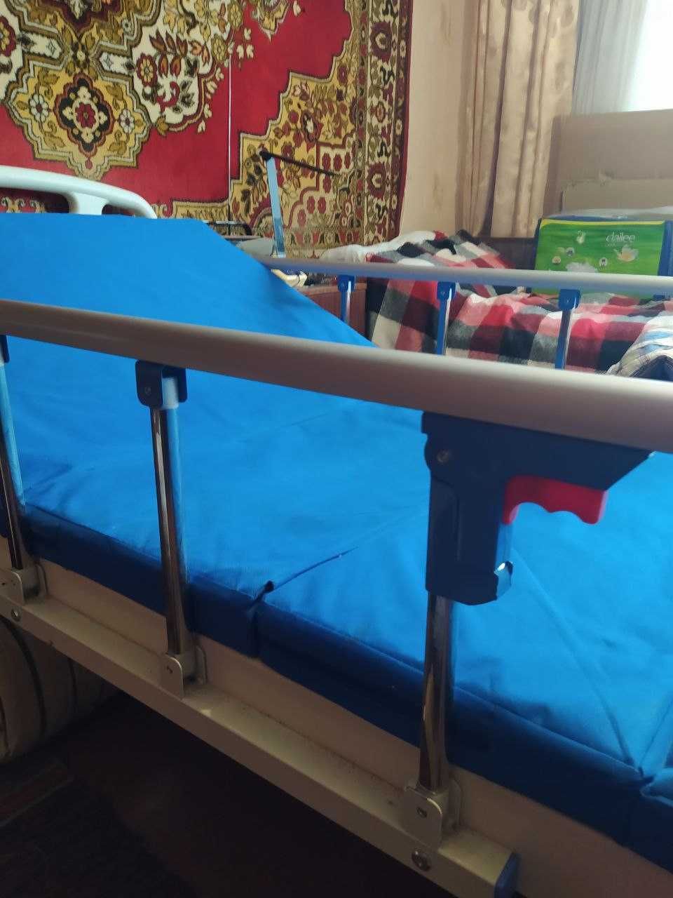Механічне лікарняне ліжко. Доставимо Новою поштою