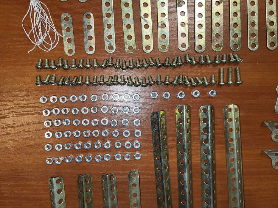 Настоящие болты и гайки, а не лайки! Новый конструктор как СССР 1.5 кг