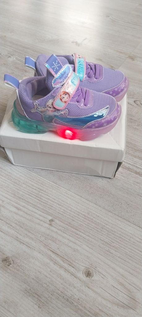 Świecące adidasy dla dziewczynki kraina lodu