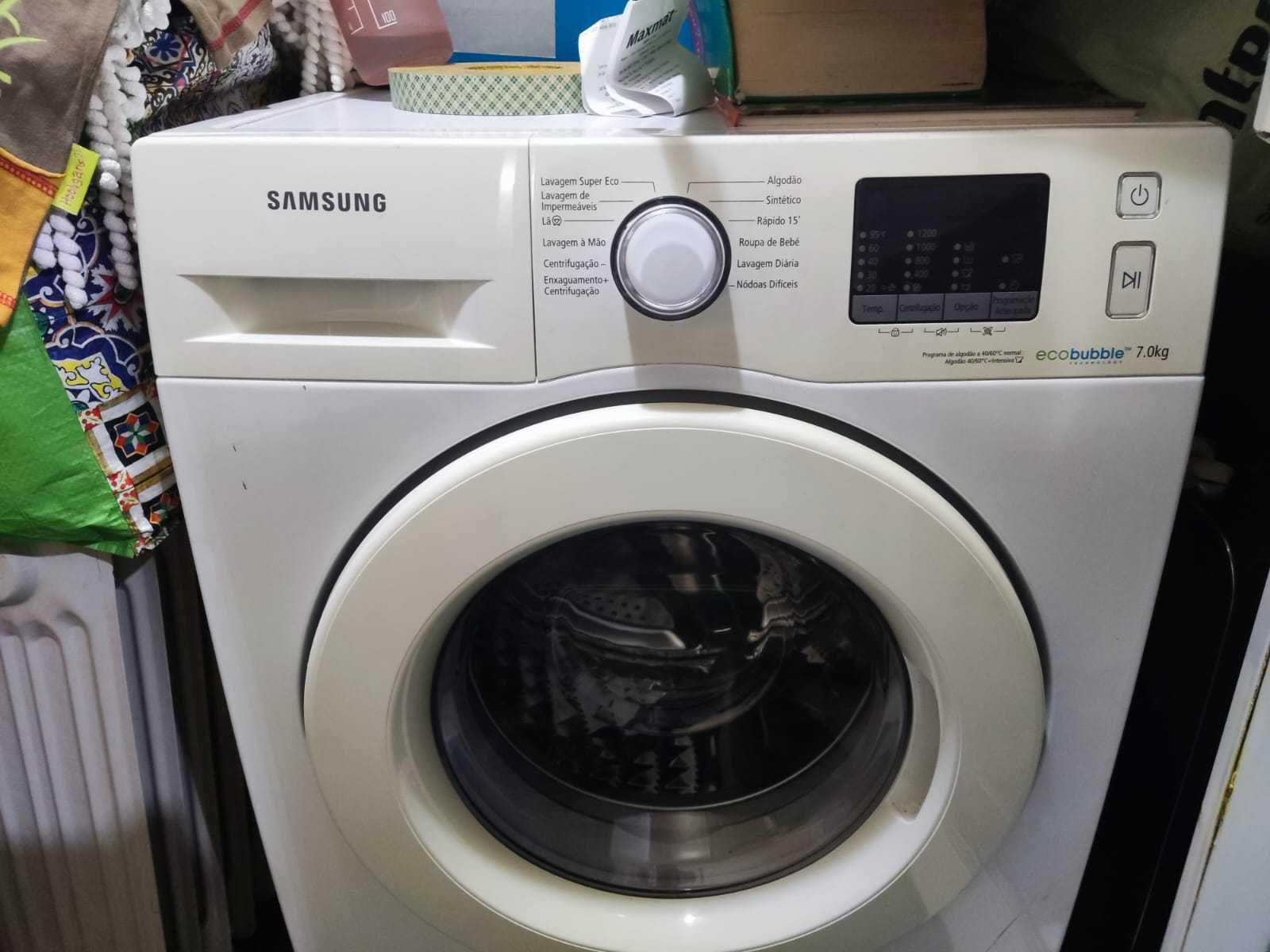 Máquina de lavar roupa Samsung Ecobubble 7kg 1400RPM
