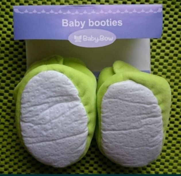 Buciki niechodki Baby Bow r. 16