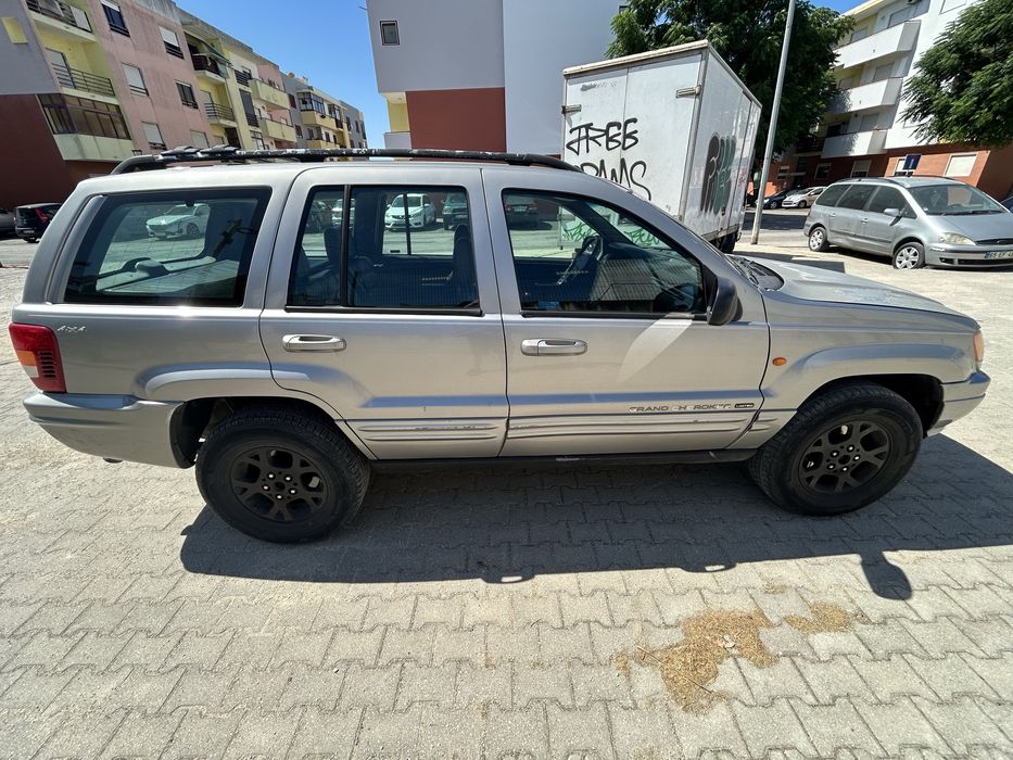 Jeep Grand Cherokee 3.1 caixa manual