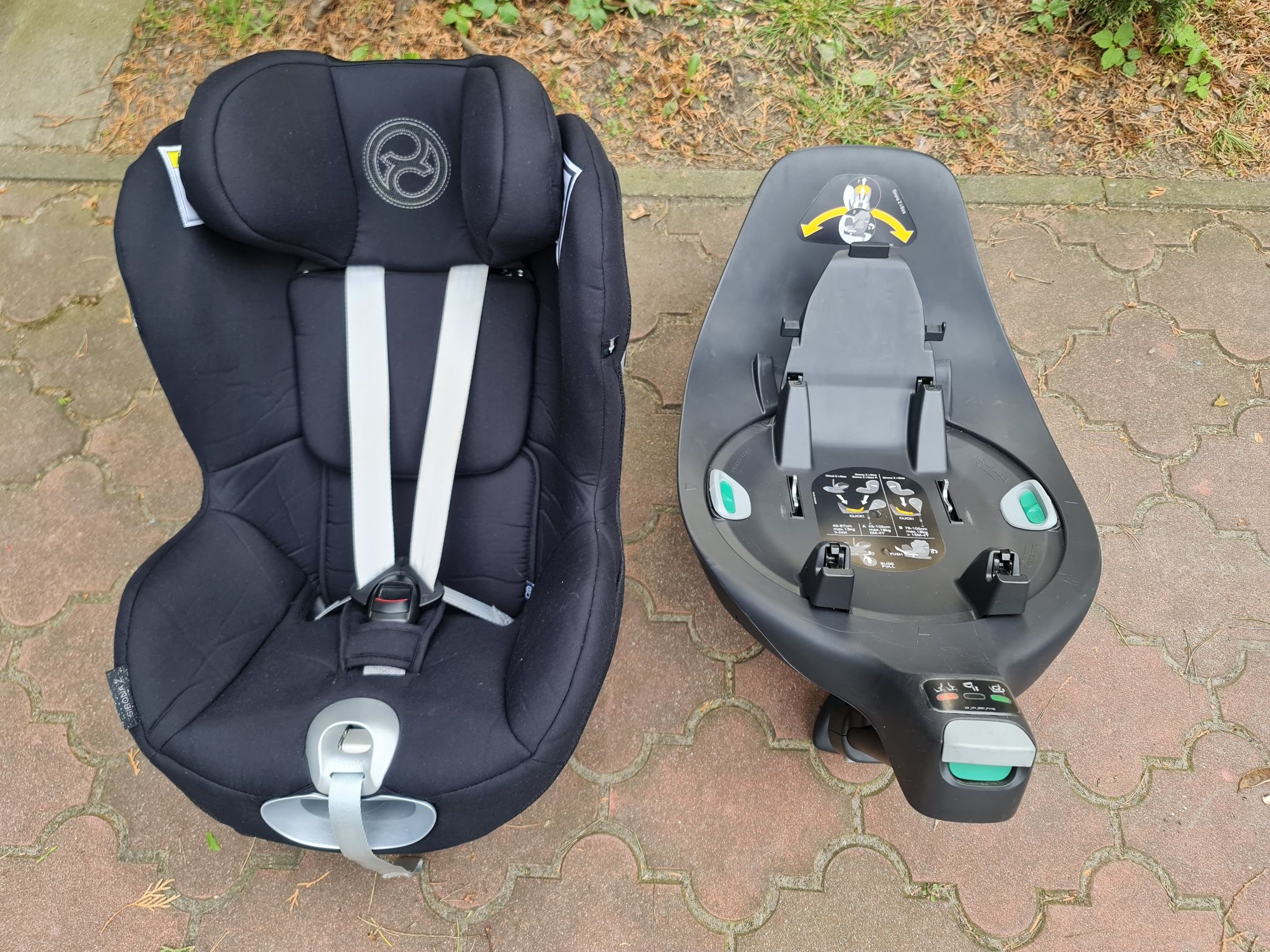 Cybex Sirona Z i-size- fotelik + baza