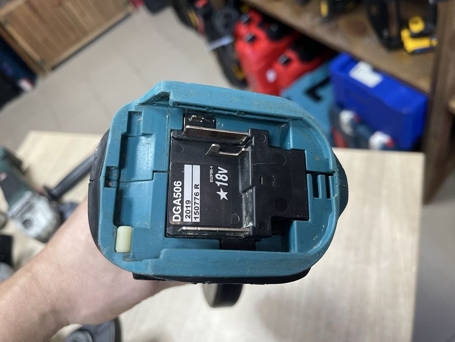 Makita DGA506 / безщіткова болгарка Макіта 18V 125 mm