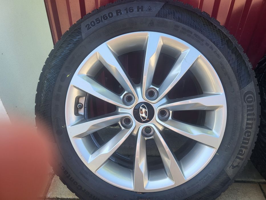 Продам диски з резиною в ідеальному стані R16