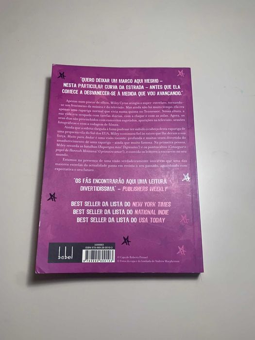 Miley Cyrus -Livro "Muito para andar"