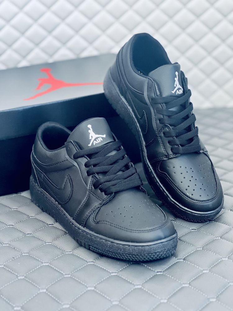 Nike Air Jordan 1 Low кеди кросівки чоловічі чорні Найк Джордан