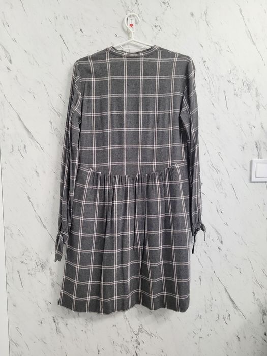 Sukienka 36 S w kratę ponadczasowa klasyk