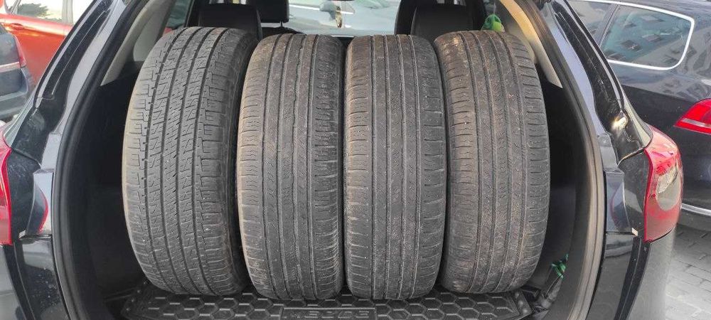 Продам шини 225/55 R19