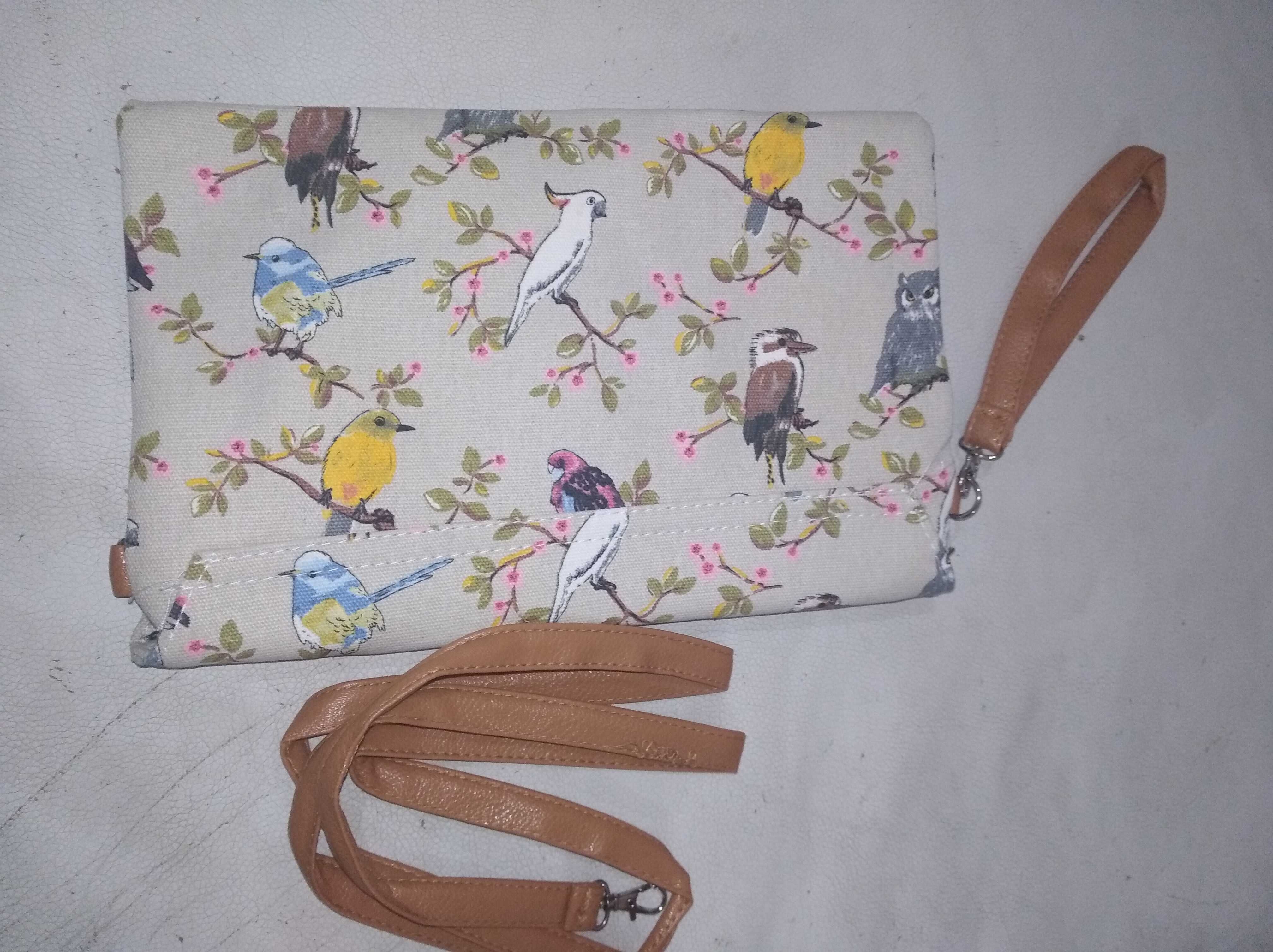 Malas pequenas, clutch cada 5€