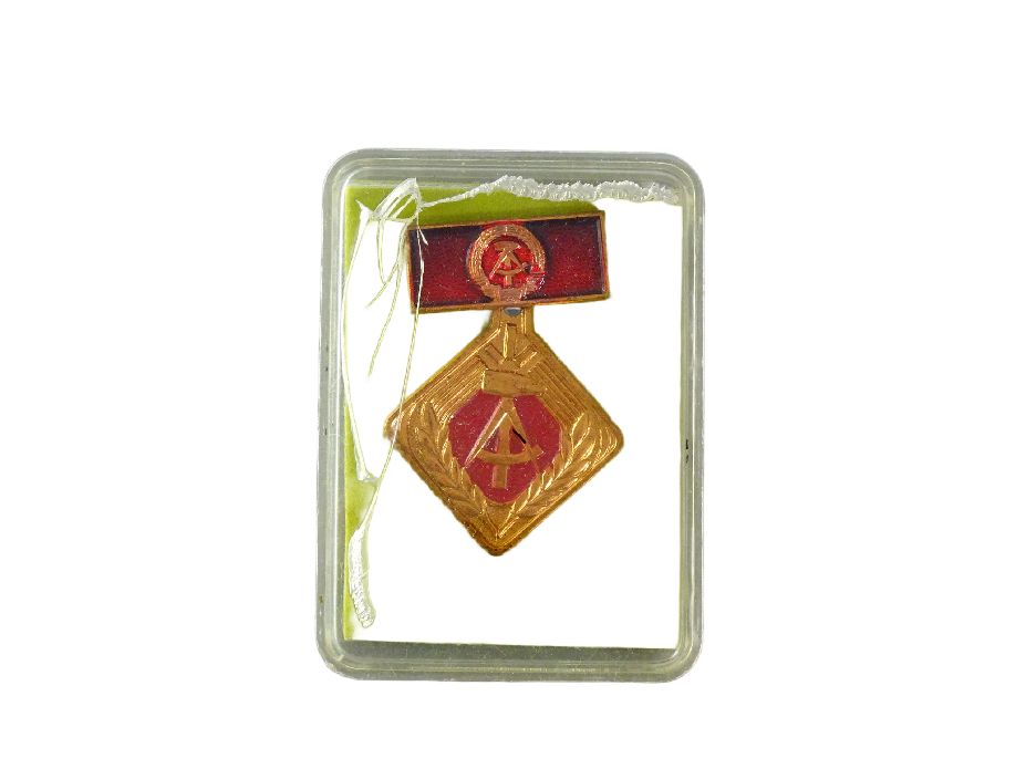 odznaczenie medal niemcy wsch. ddr nrd komunizm