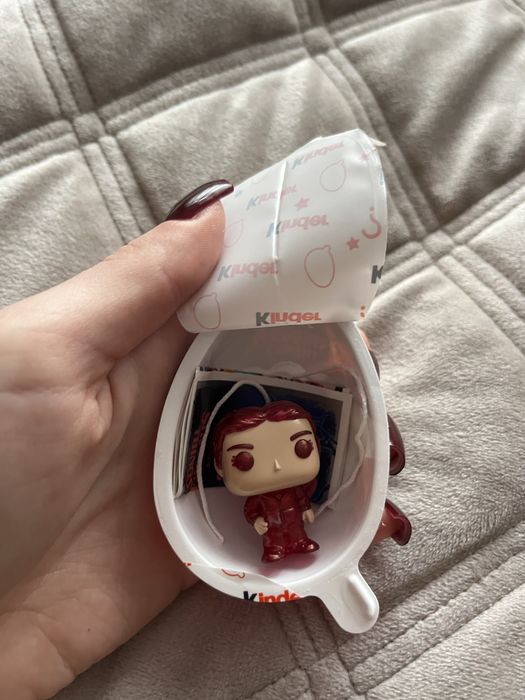 Макс Stranger things на Майк