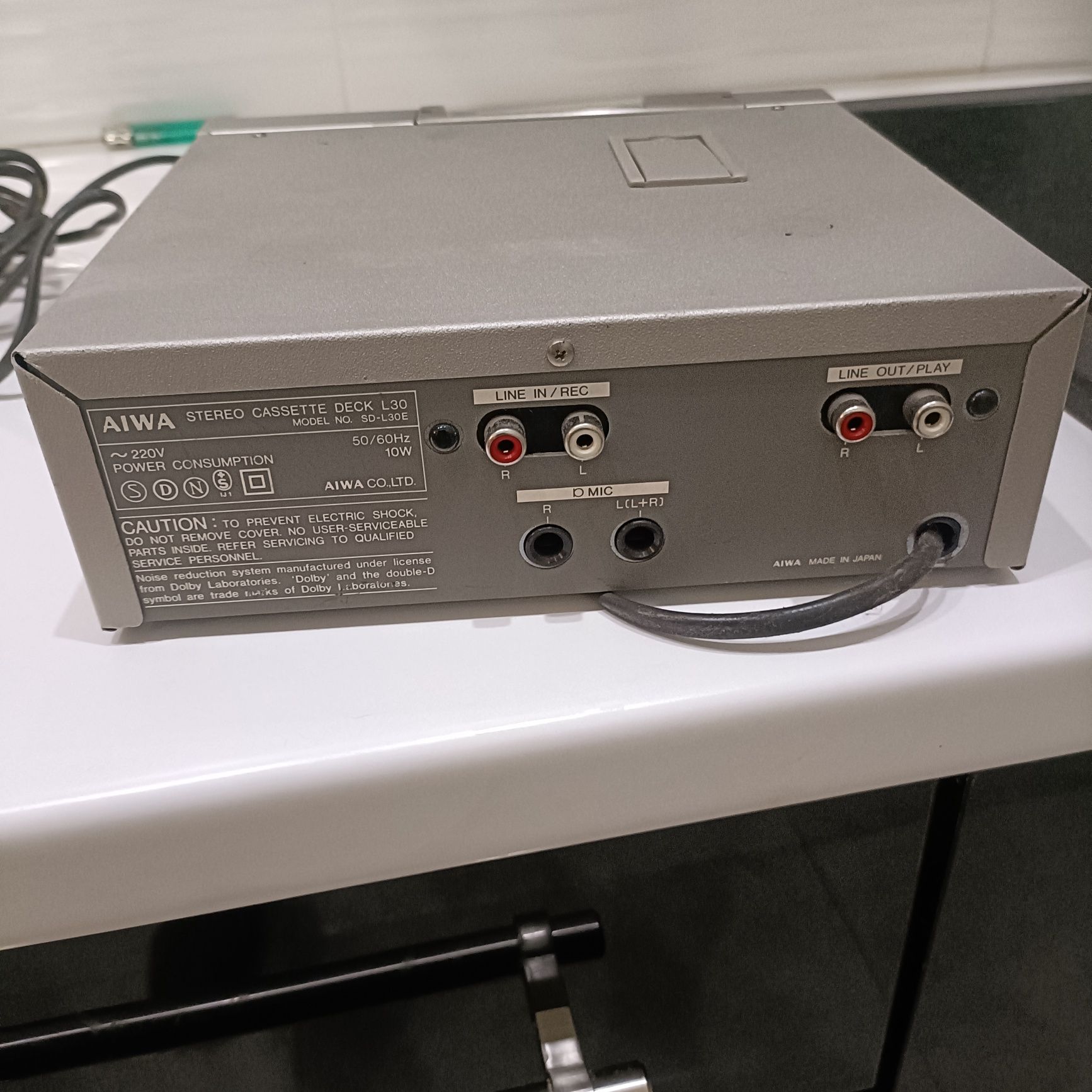 Aiwa l30 magnetofon kasetowy
