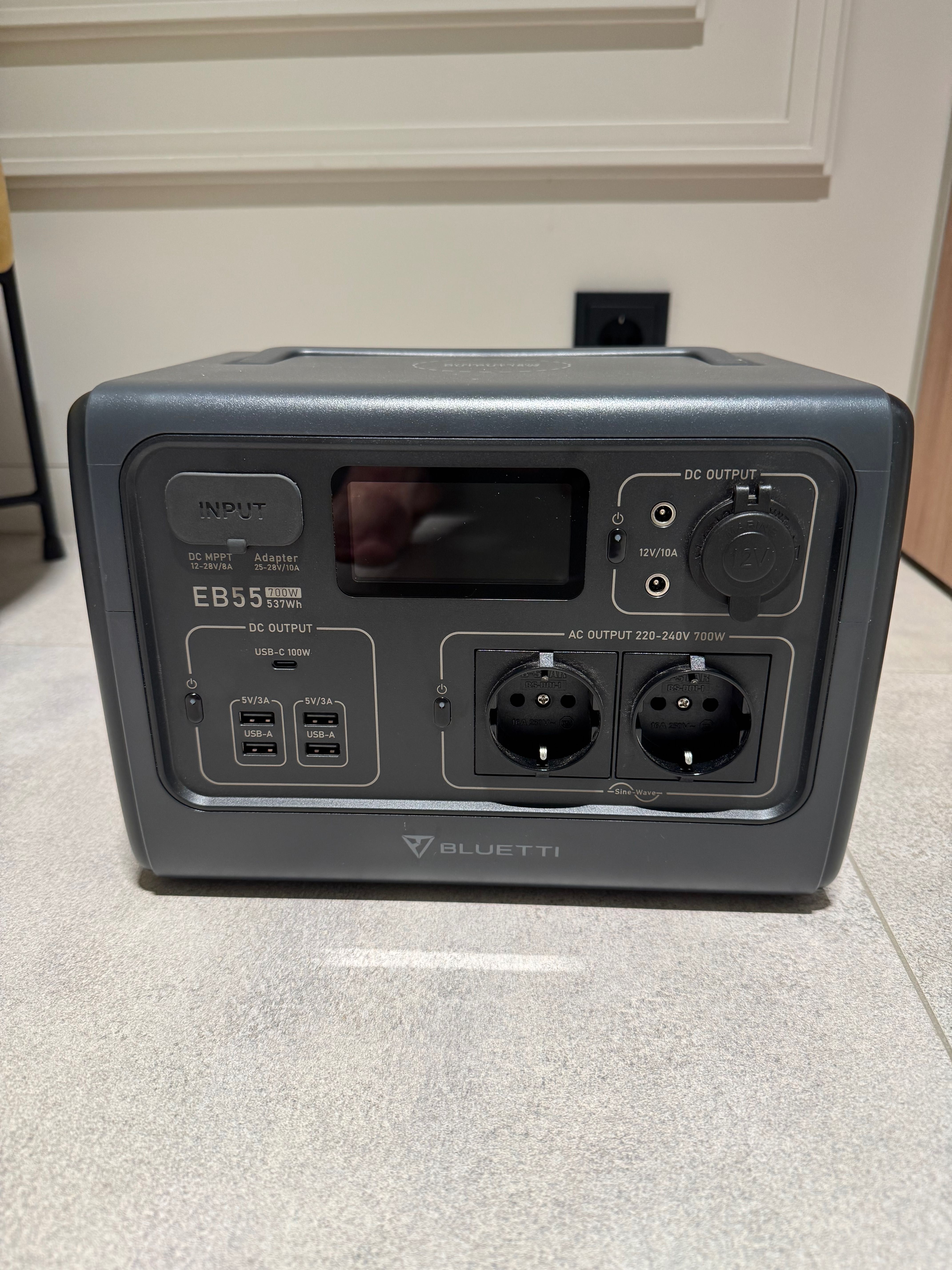 Bluetti EB55 700W