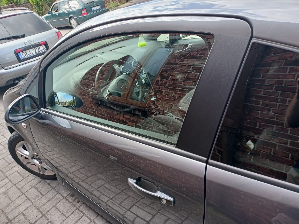 Opel Corsa OPC-line