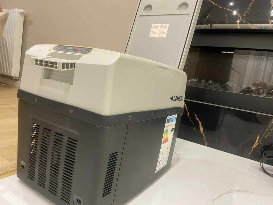 Lodówka samochodowa/turystyczna Dometic TCX35 A++ 33 litry