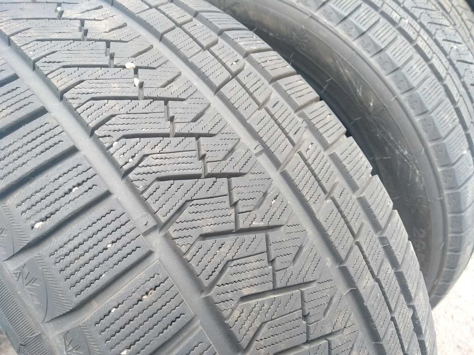 Зимові шини 265/50 R20