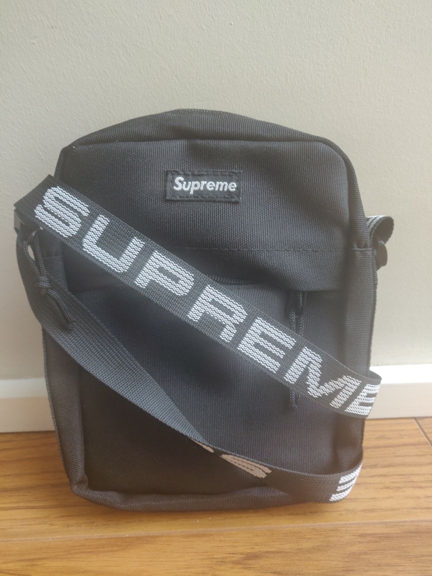 Bolsa da Supreme