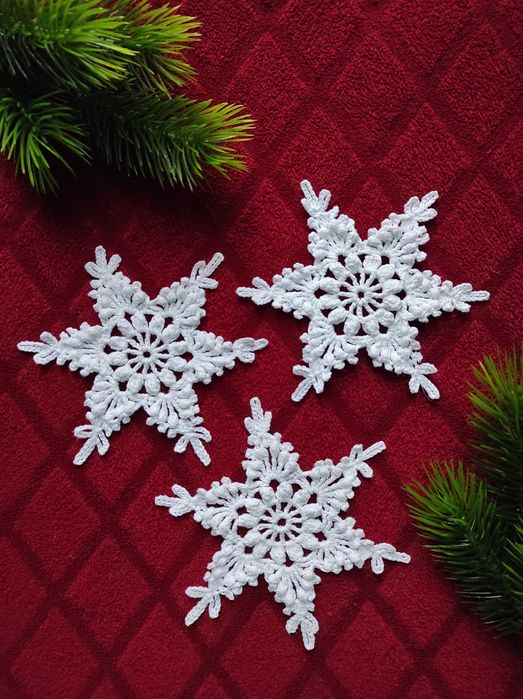 Szydełkowe gwiazdki 3D