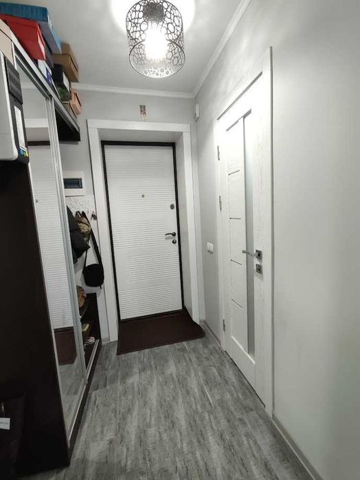 Продається 2-кімн квартира з ремонтом і меблями на вул. Узбецька