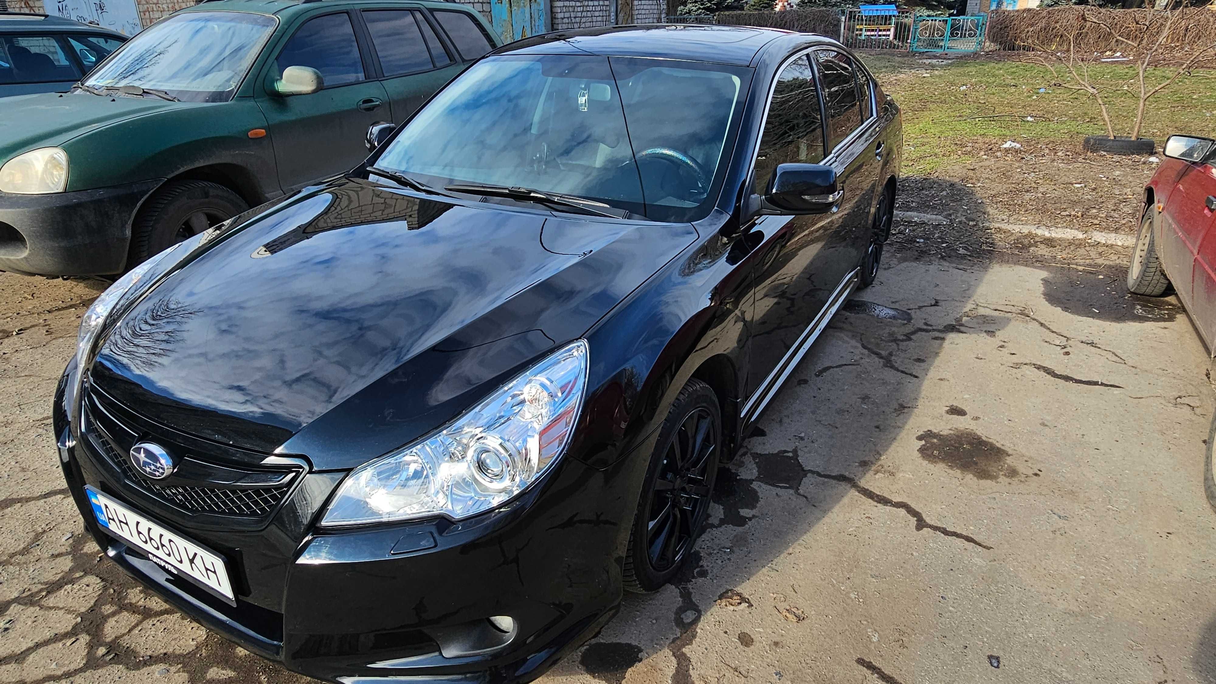 Продаю власне авто Subaru Legacy 2011 2.0