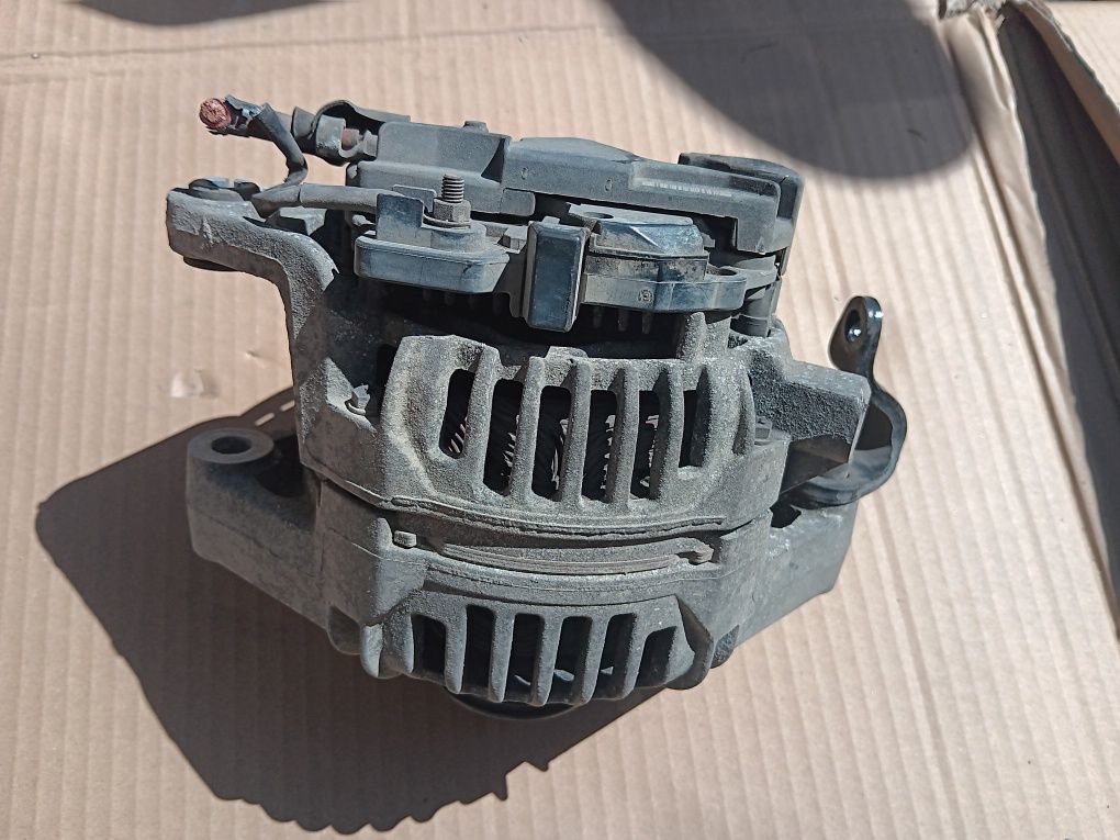 Opel Astra G II 1.6 1.8 16v alternator 100 A zafira corsa meriva
