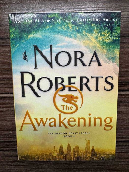 Нора Робертс The Awakening: The Dragon Heart Legacy