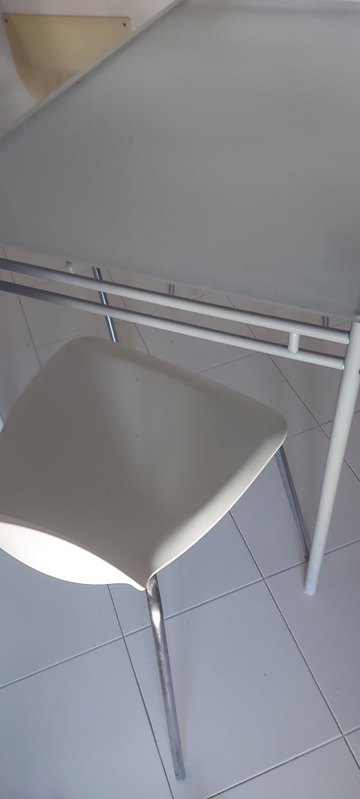 Mesa de cozinha vidro