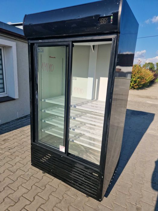 Witryna chłodnicza 900 litr,NoFrost-chłodnia lodówka
