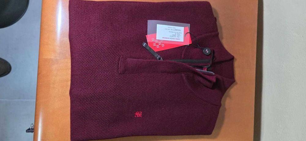 Pullover CH Cor de vinho