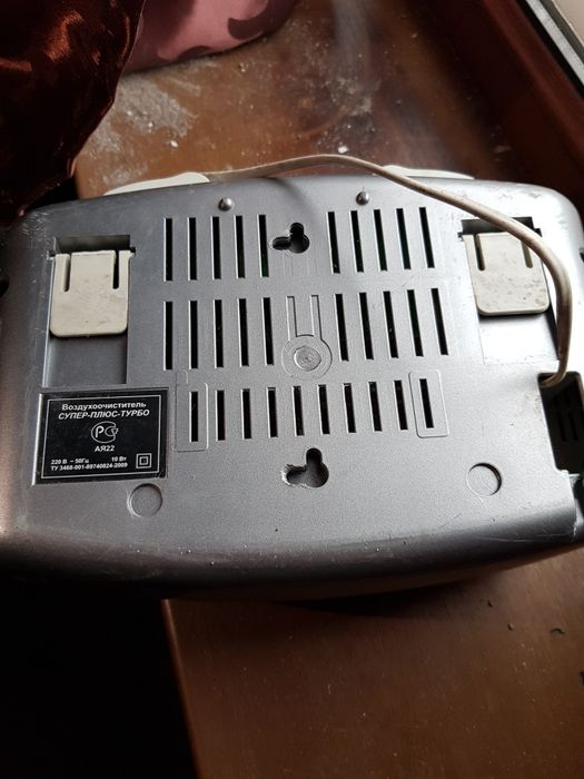 Очиститель ионизатор воздуха бу