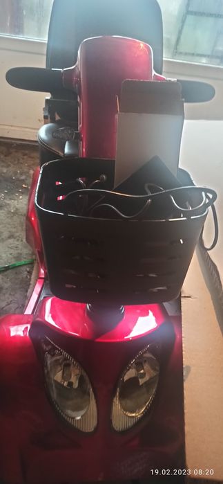 Крісло колісне з електроприводом  W 4028 CRUISER ll