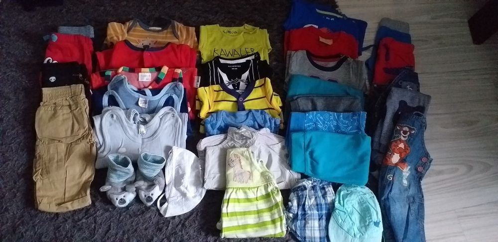 Zestaw ubrań niemowlęcych roz.62-74