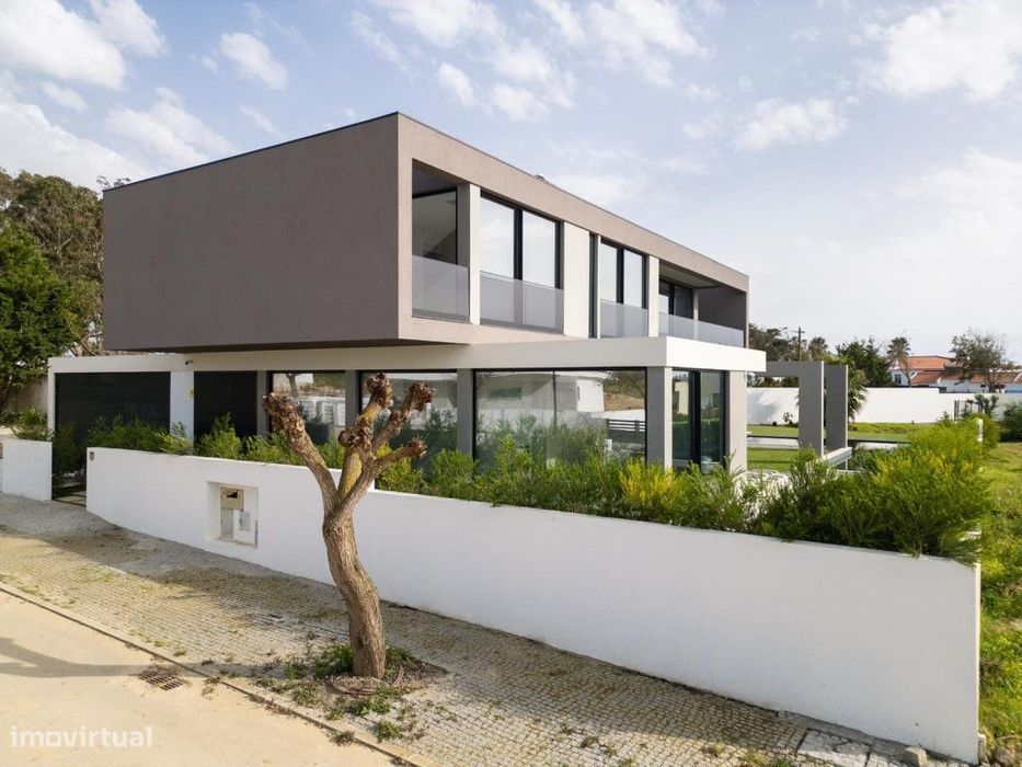 Moradia T3 c/ piscina - Porto Covo
