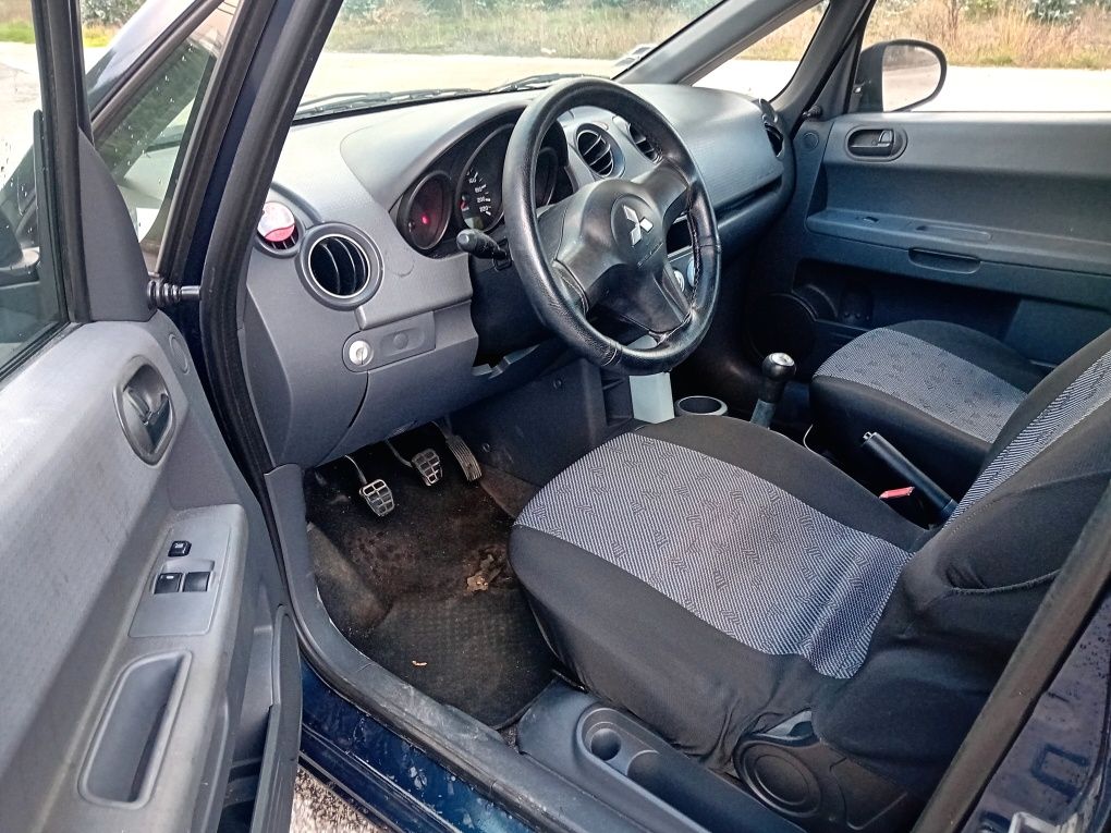 Mitsubishi colt 1.2