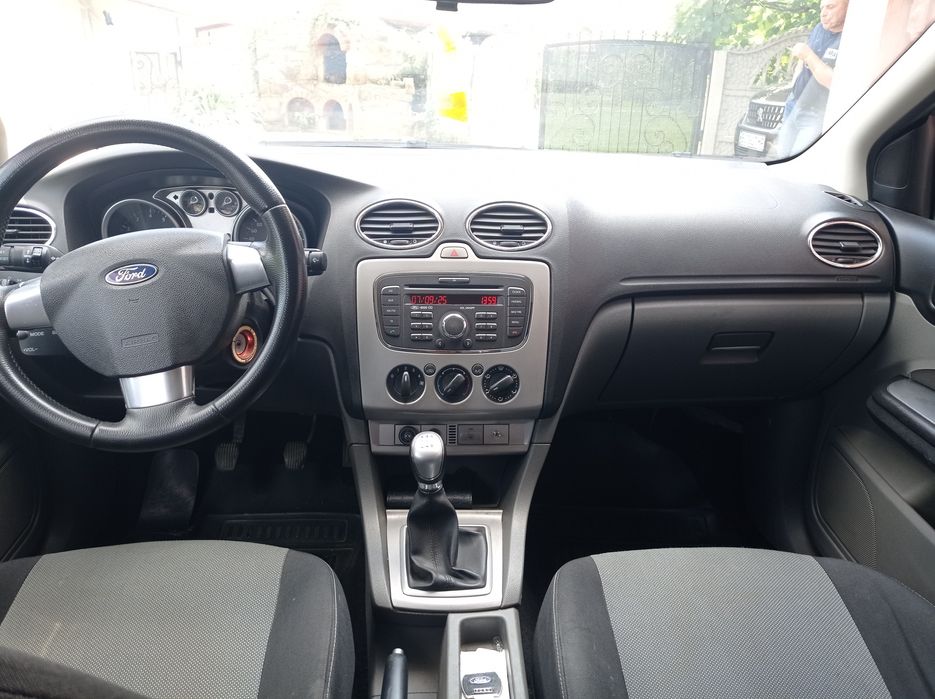 Форд фокус Ford focus 1.4 газ/бензин