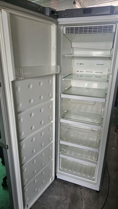 Arca vertical 186 cm