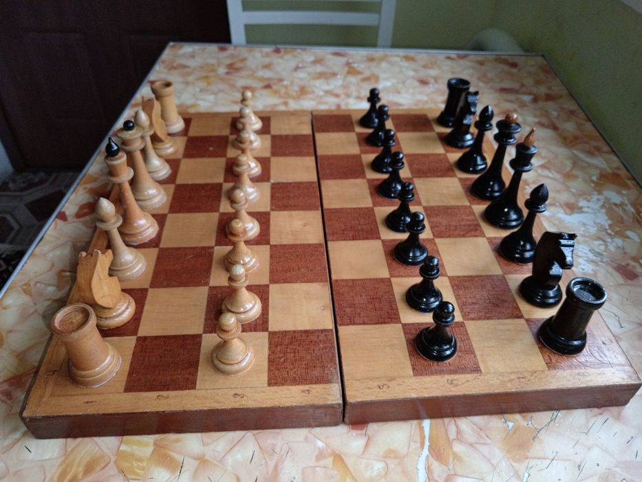 Шахмати радянські , дошка 40х40 см