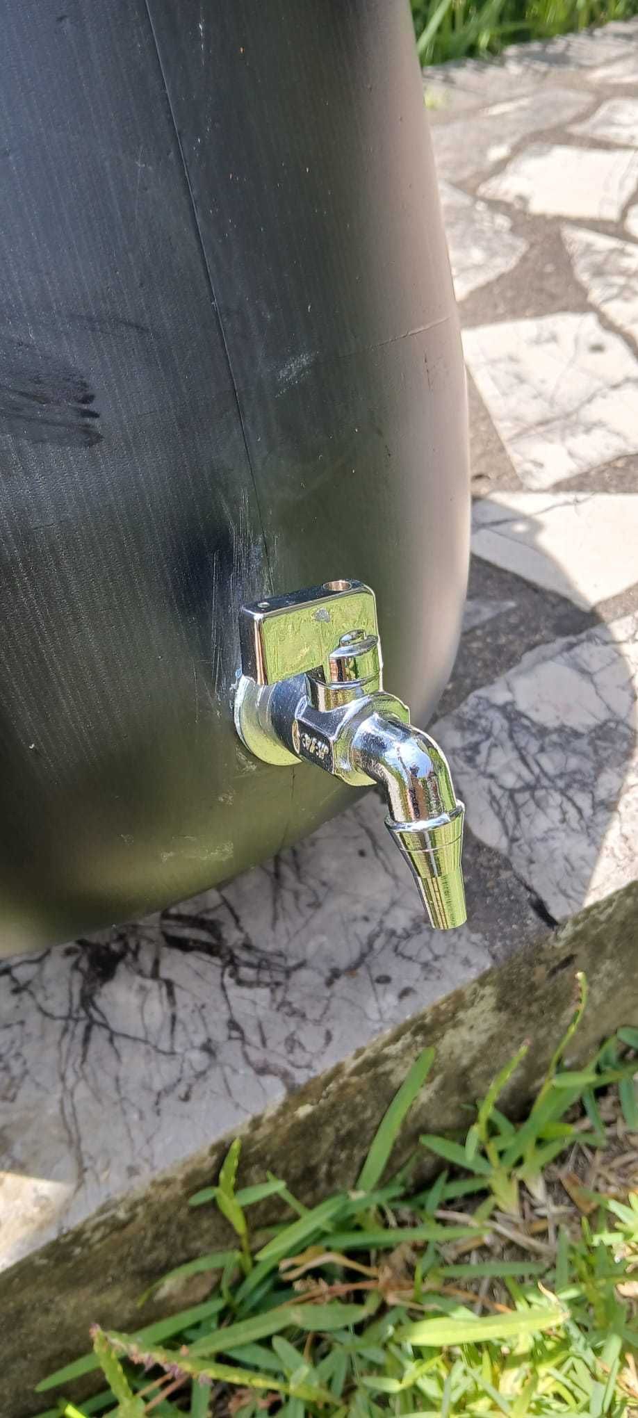 Barrica de 30L com torneira em inox nova