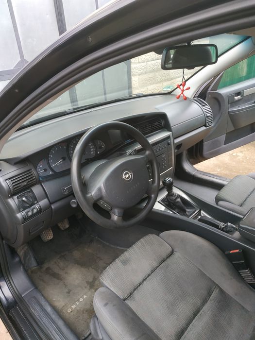 Опель омега б універсал 2003 рік