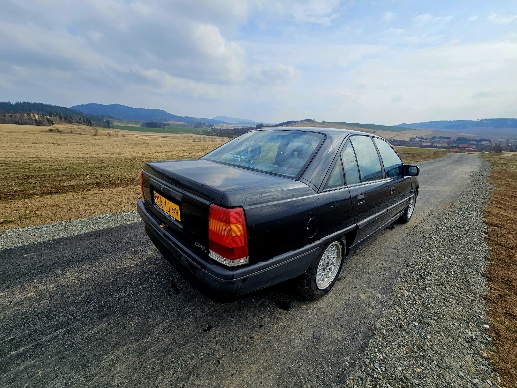 Opel Omega A Diamond zabytek