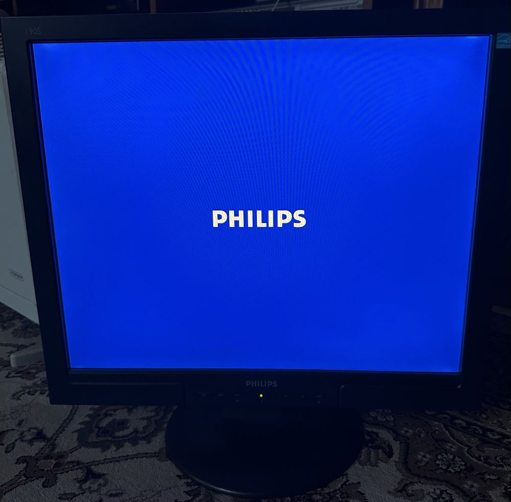 Монітор, екран, для компʼютера оригінальний Philips працює справно