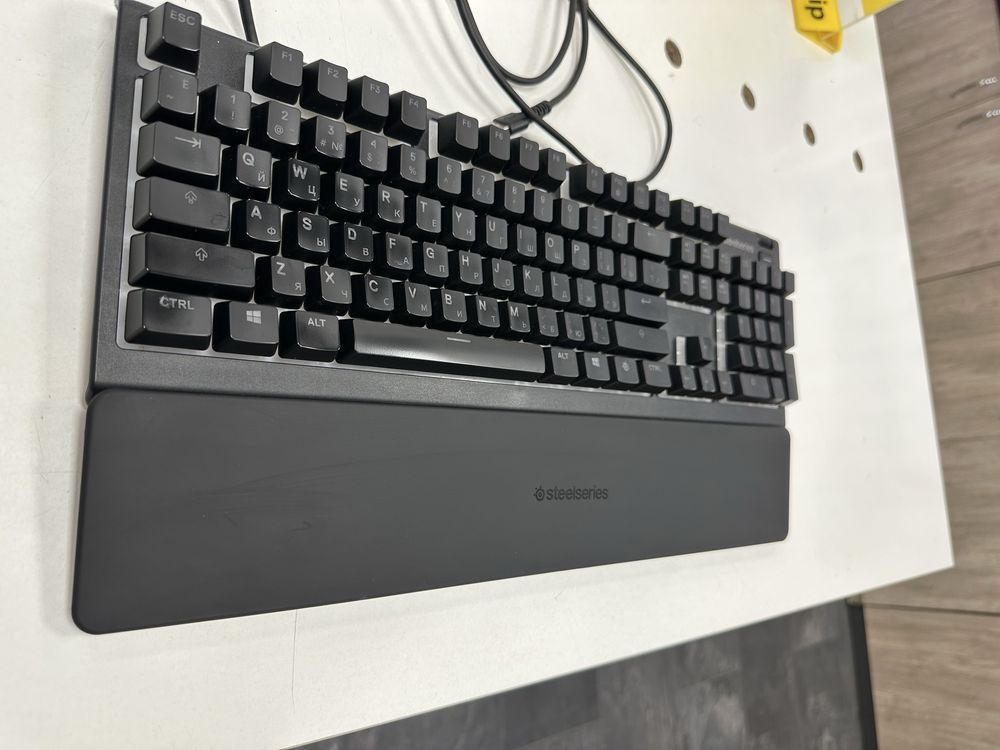 Ігрова мембранна клавіатура Steelseries Apex 3