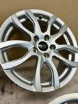 Alufelgi Kia, Hyundai 17 cali 5x114,3 Czujniki !! Ładny stan !!