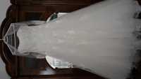 Vestido de noiva (proNoiva) e 2 vestidos criança