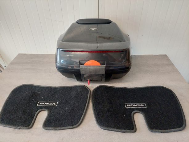 Honda st 1300 kufer dywanik centralny lotka spojler