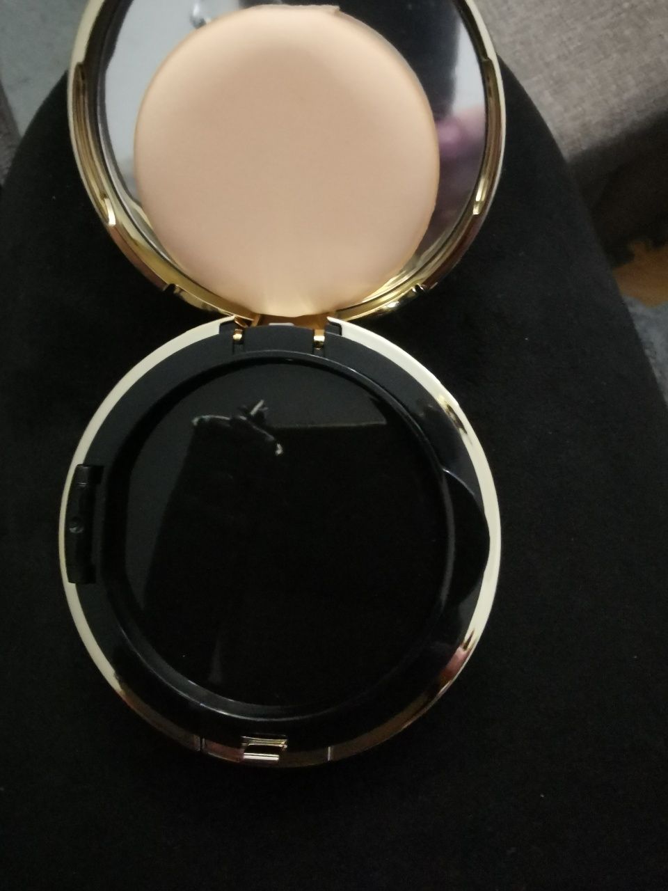 Krem bb dark skin Luxelux 03 nowy bez foli.